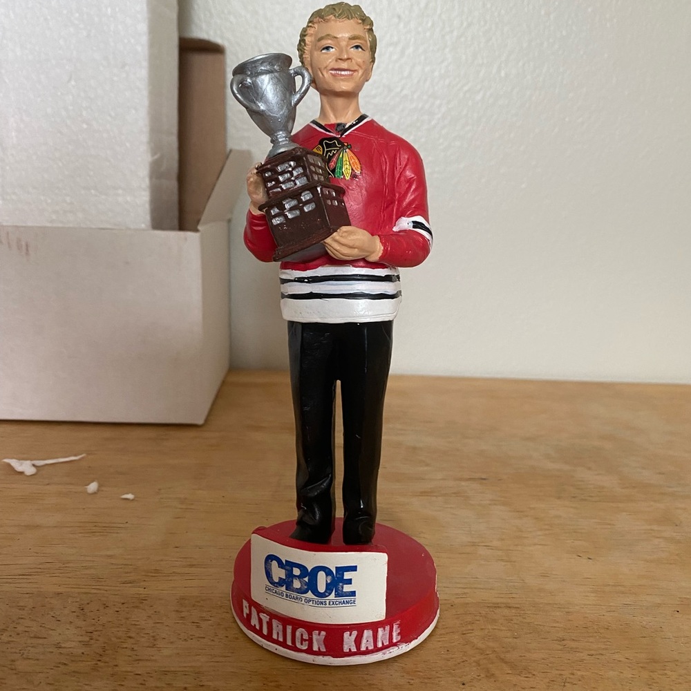 Chicago Blackhawks Parick Kane Rookie of the Year statue. New in box.